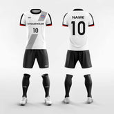 Cikers Sports 非黑五 White&Black / S Halo - Men's Sublimated Football Kit