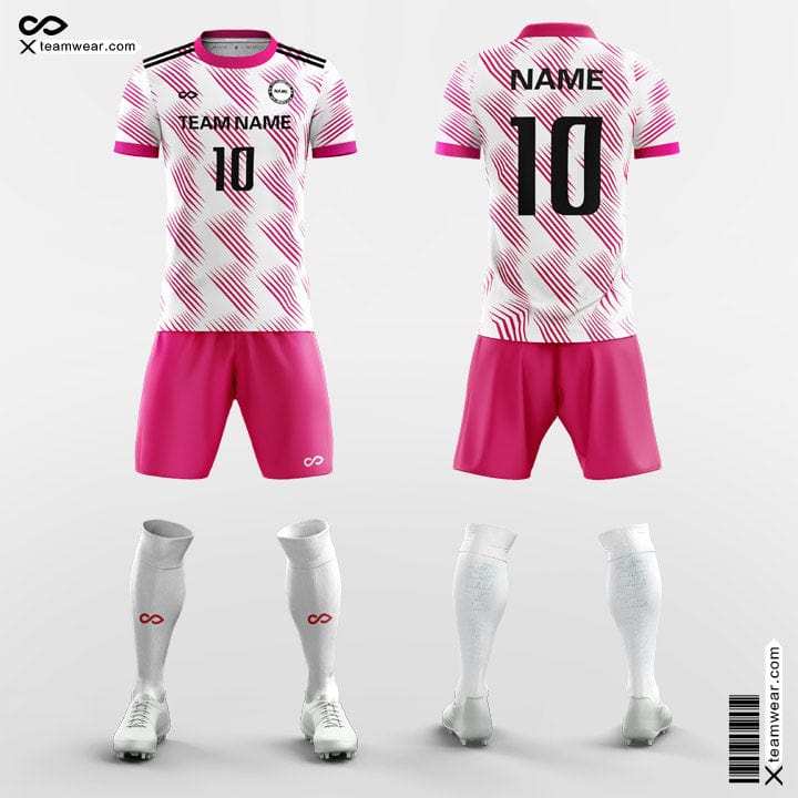 Retro Striped Soccer Kits Short Sleeve Pink Color